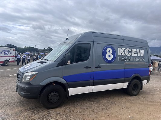 NEWS VAN