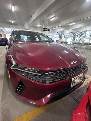 E. KIA K6 UBER