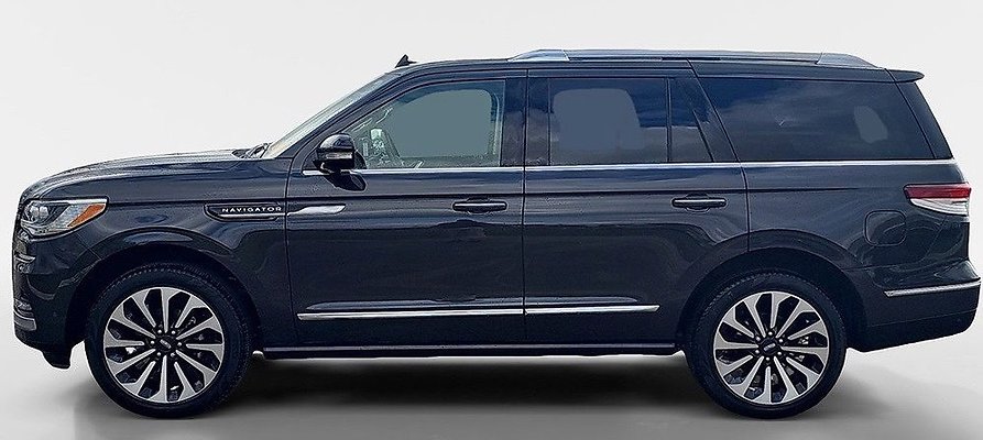 B. 2022 LINCOLN NAVIGATOR SIDE (NOT EXACT)