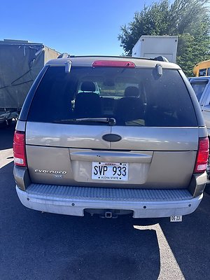 C. FORD EXPLORER S DRESSING BACK