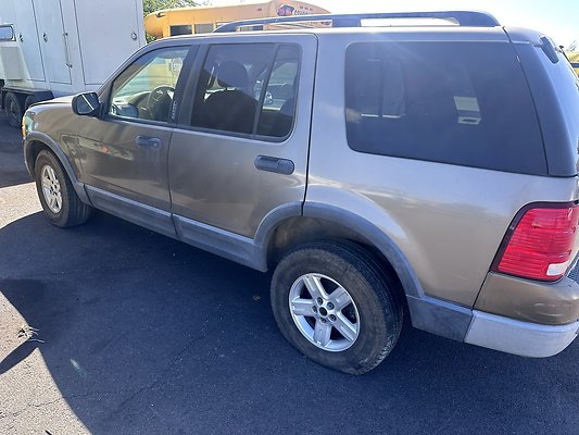 B. FORD EXPLORER S DRESSING SIDE