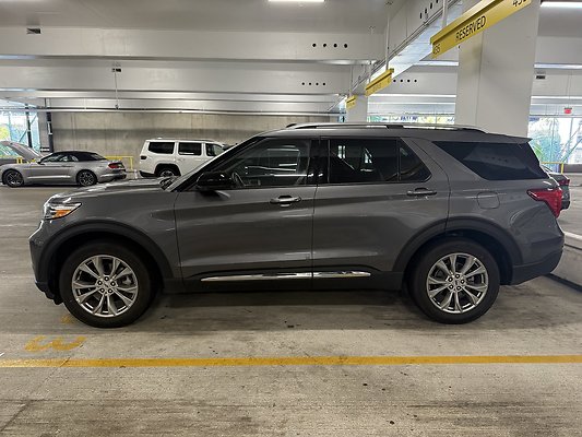 E. FORD EXPLORER SIDE GREY